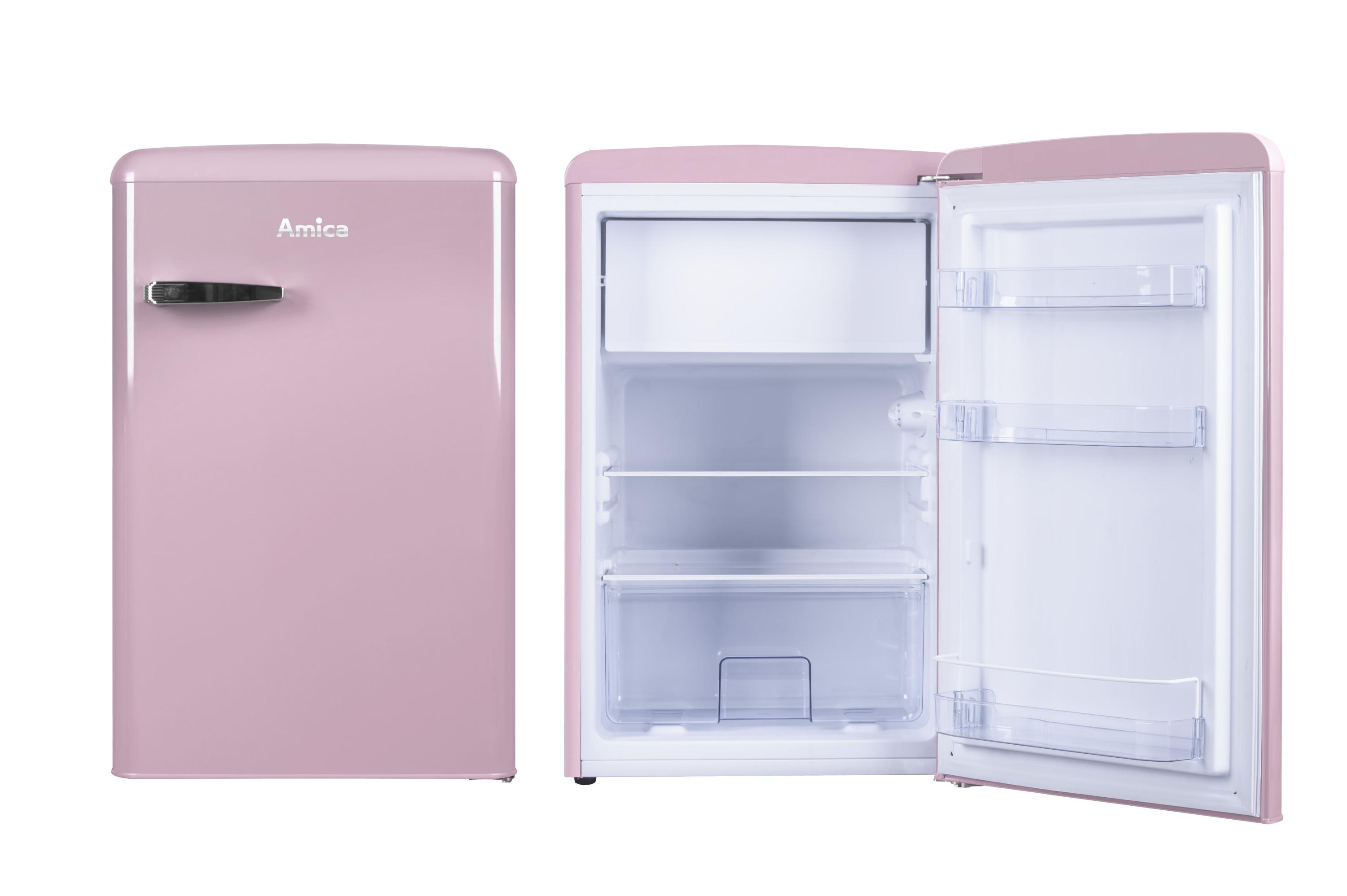 Rosa Retro-Kühlschrank mit offener Tür, die Regale zeigt.