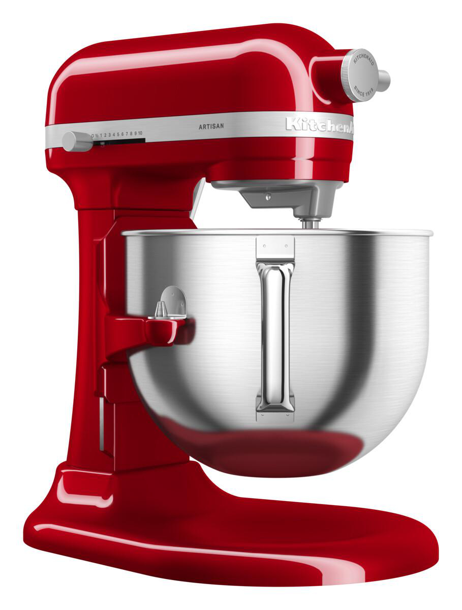 Ein roter KitchenAid Küchenmixer mit einer Edelstahlschüssel, von der Seite gesehen.