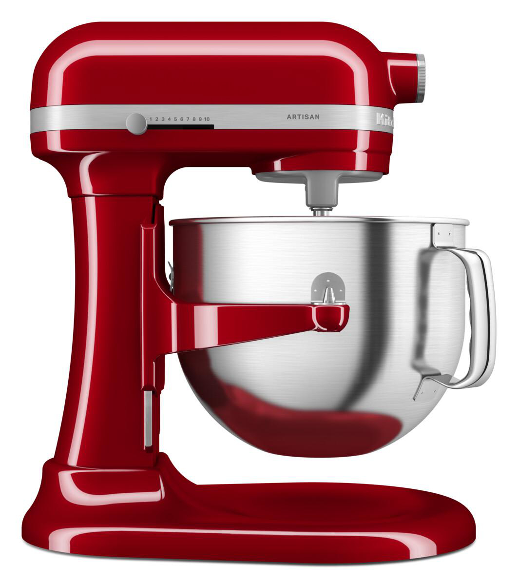 Roter KitchenAid Artisan Küchenmixer, Nahaufnahme. Edelstahlschüssel und Gehäuse sind sichtbar.