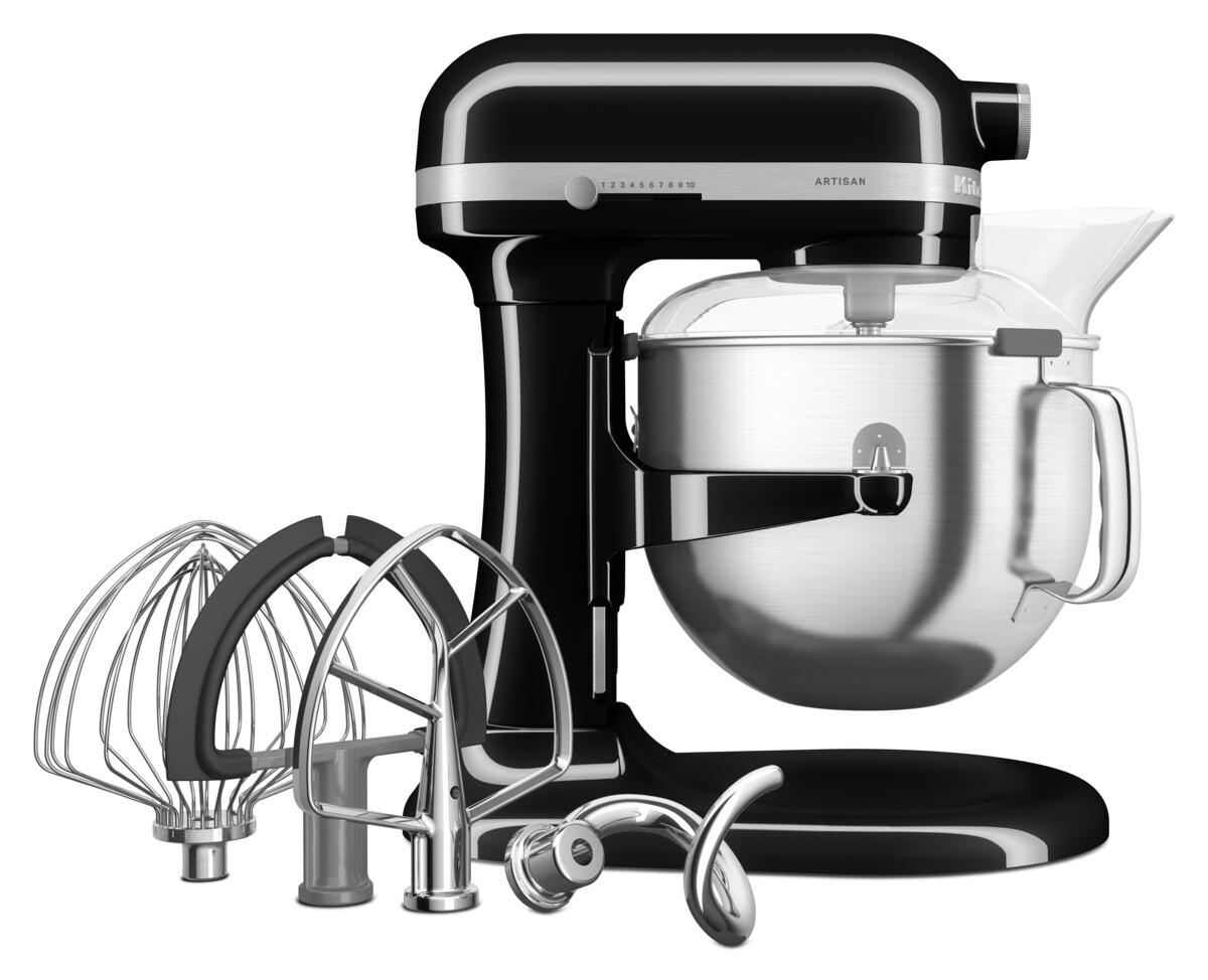 Schwarzer Standmixer mit Zubehör, darunter ein Schneebesen, ein flacher Schläger, ein Knethaken und eine Glasschüssel.