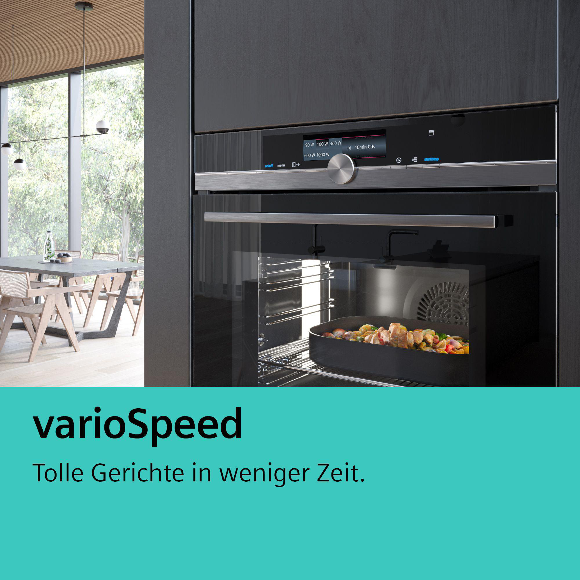 Backofen mit Essen und Digitalanzeige. Text: varioSpeed, Tolle Gerichte in weniger Zeit.