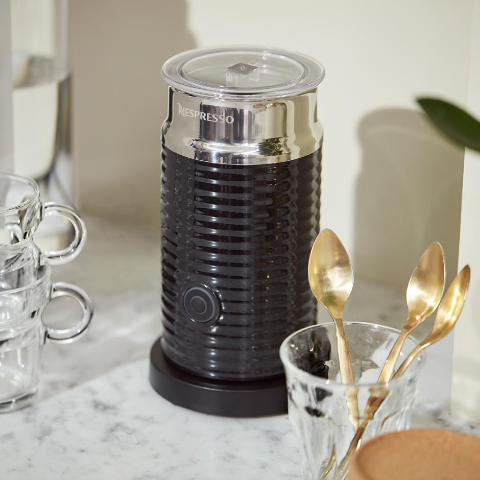 NESPRESSO AEROCCINO 3 Milchaufschäumer, Schwarz/Silber, 505 Watt, 240 ml