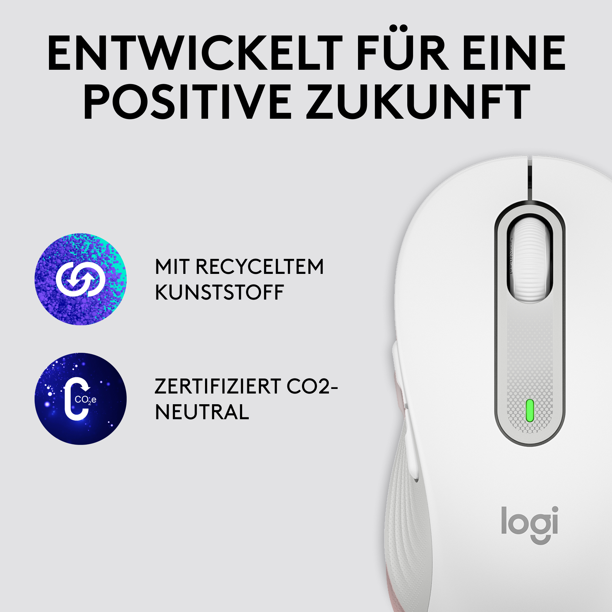 Eine weiße Computermaus mit grünem Licht, mit Text, der besagt, dass sie aus recycelten Materialien besteht.