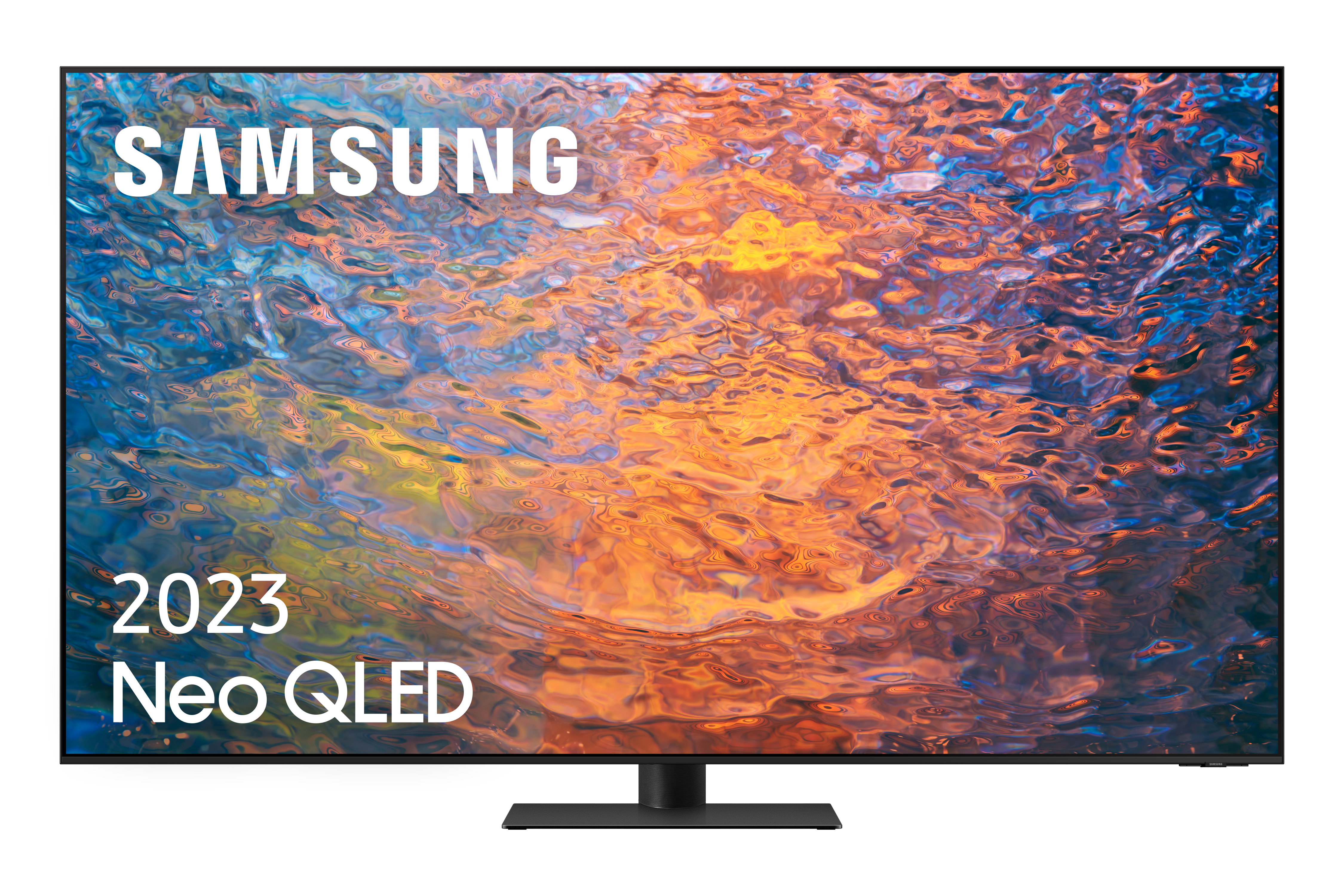 Un gran televisor Samsung Neo QLED, con el nombre de la marca y el año del modelo 2023.