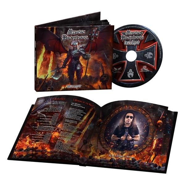 Albumcover von Mystic Prophecy Hell Riot. Ein Dämon steht mit einer Waffe, Flammen im Hintergrund.