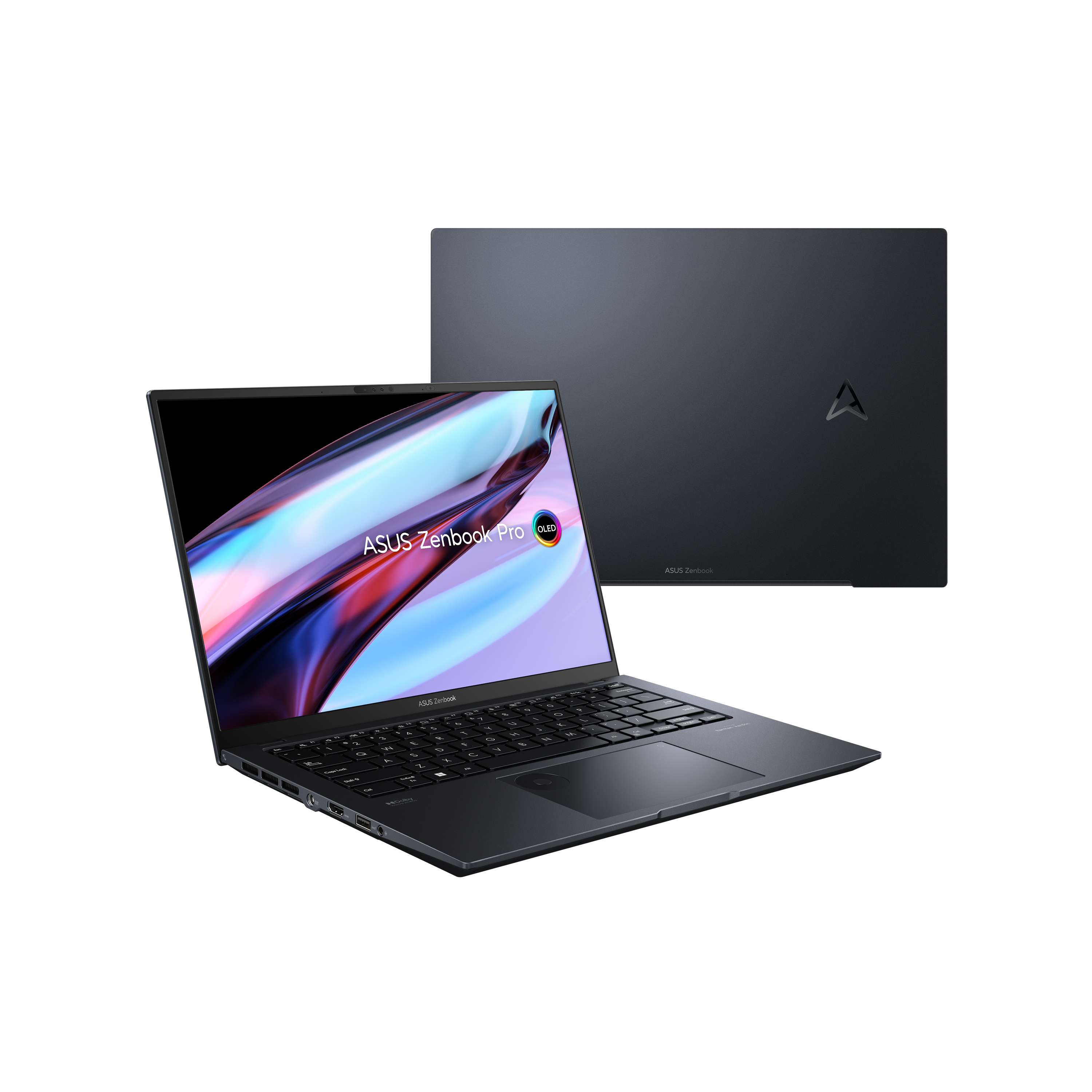 Laptop mit offenem Bildschirm und ein weiterer Laptop obenauf.