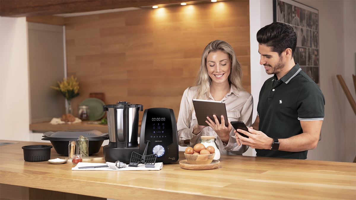 Robot de cocina - Cecotec Mambo 10070, 30 funciones, 10 velocidades, Compatible con App, Negro