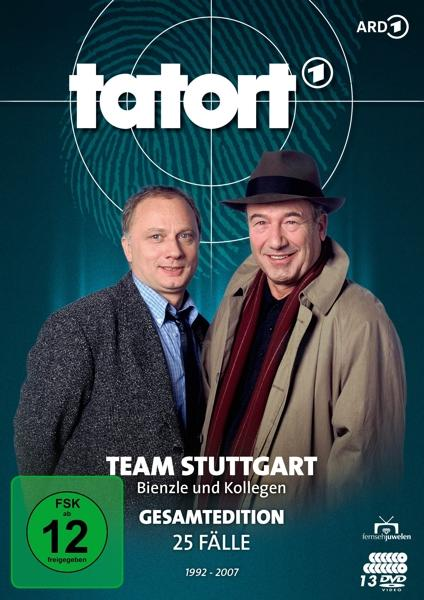 DVD-Cover für Tatort, zwei Männer in Anzügen, mit einem Tatort-Hintergrund.