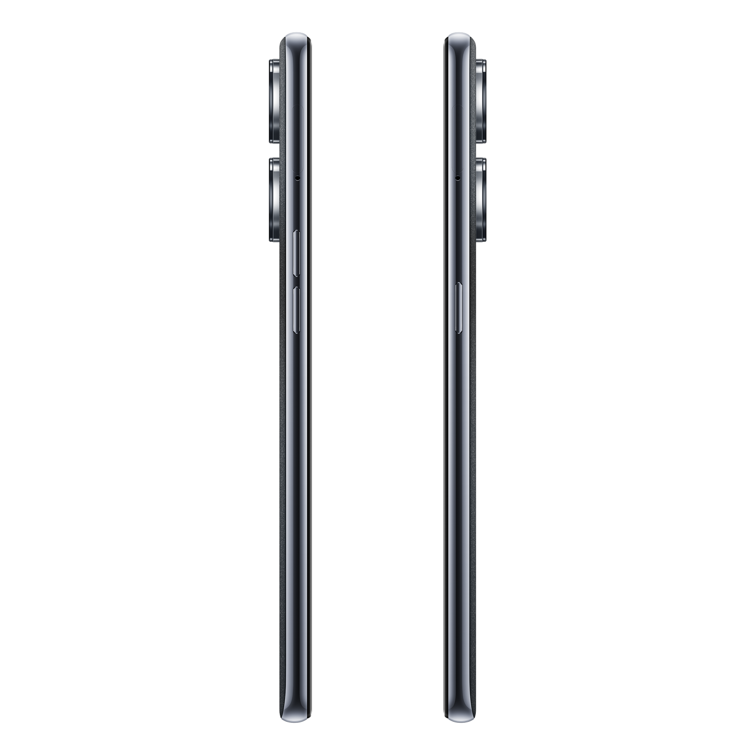 Twee telefoons naast elkaar, die hun randen laten zien. De telefoons zijn zilver. Zwarte achtergrond.