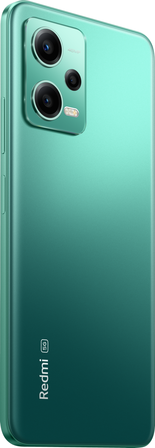 Smartphone verde, configuración de triple cámara, con el logotipo de Redmi en la parte trasera.
