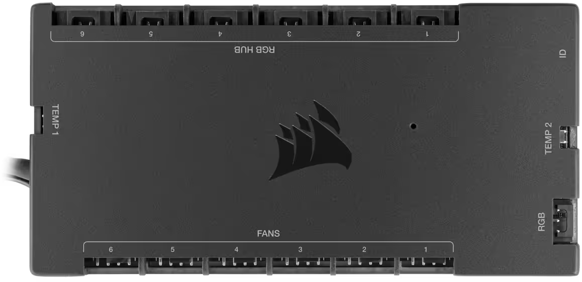 Schwarze PC-Komponente. Corsair RGB-Hub mit Anschlüssen für Lüfter und RGB-Verbindungen.