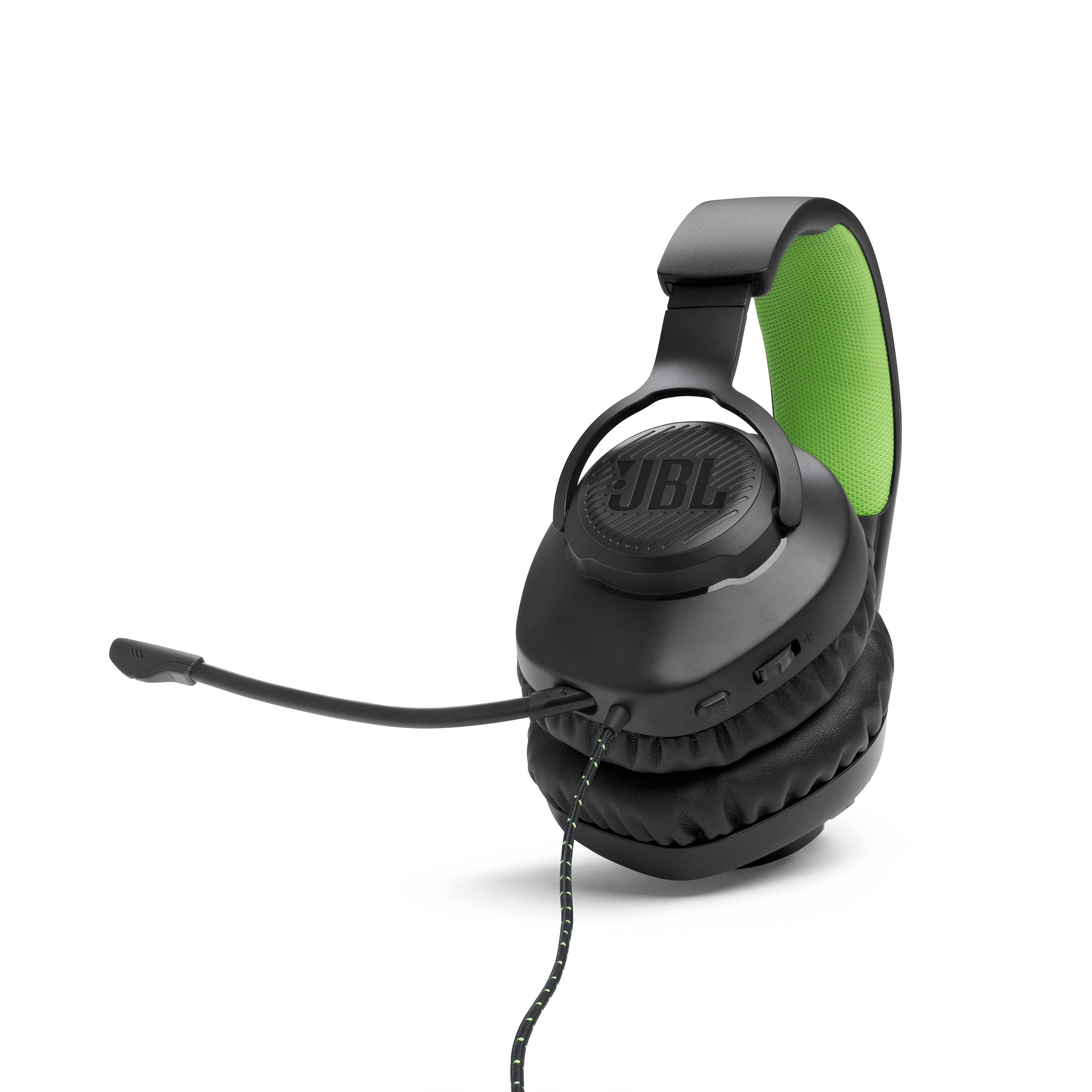Schwarzes JBL-Gaming-Headset mit grünen Akzenten, Mikrofon, auf weißem Hintergrund.