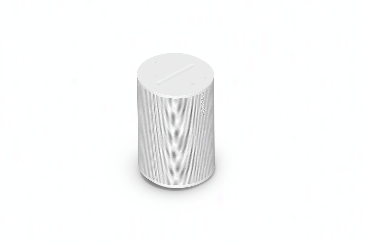 Altavoz Sonos blanco sobre un fondo blanco. Es cilíndrico y tiene una ranura superior.