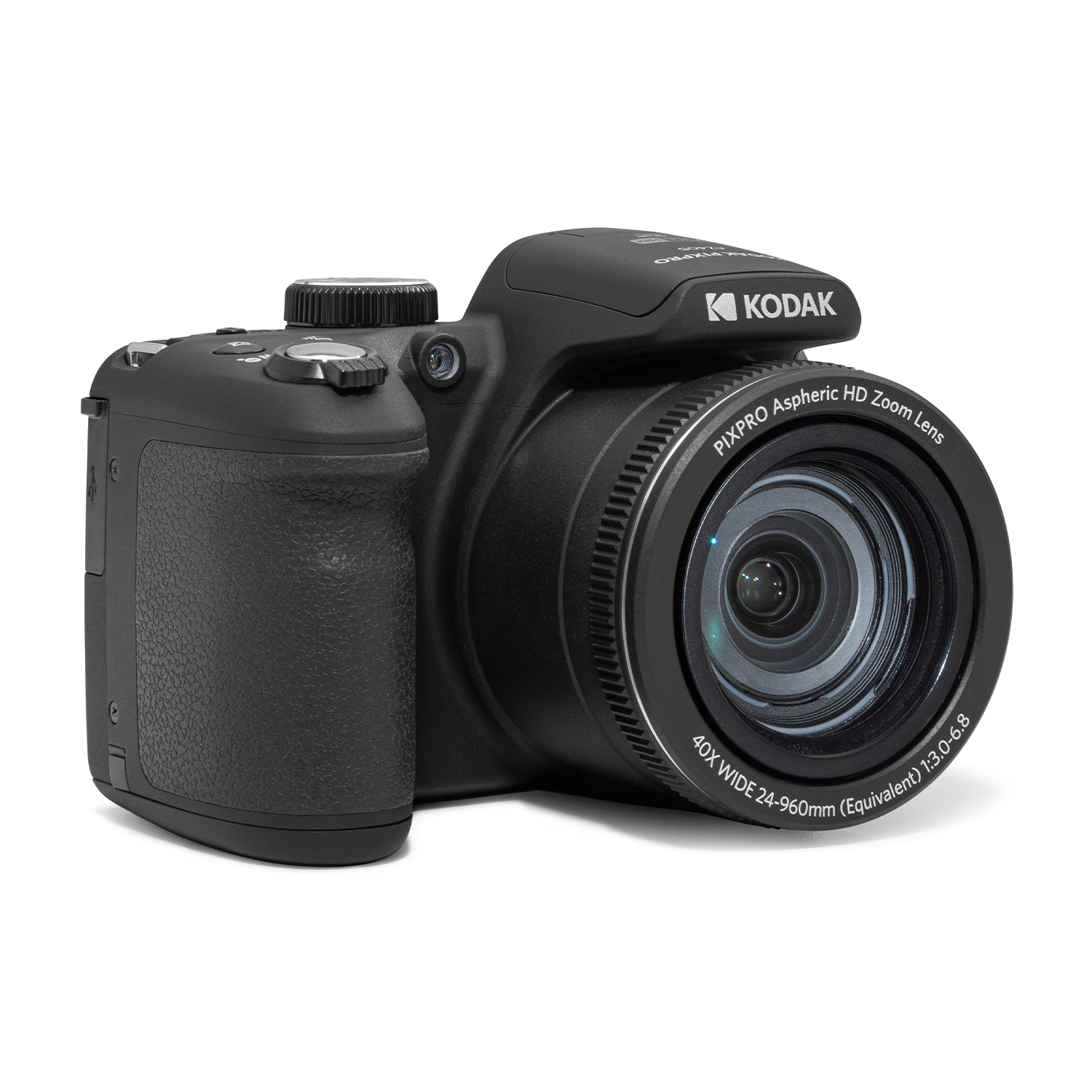 Fotocamera Kodak nera su sfondo bianco. Ha un obiettivo e diversi pulsanti.