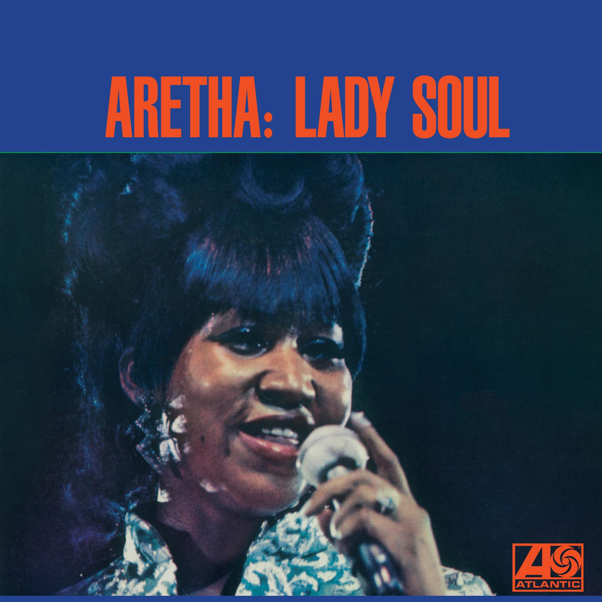 Aretha Franklin album borítója. Mikrofonba énekel. A 'Aretha: Lady Soul' cím felül látható.