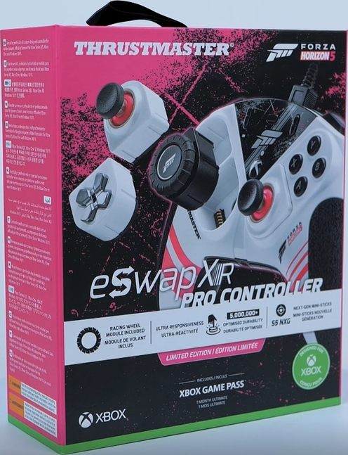Spielcontroller-Box mit pinkfarbenem Hintergrund, zeigt Controller und Funktionen.