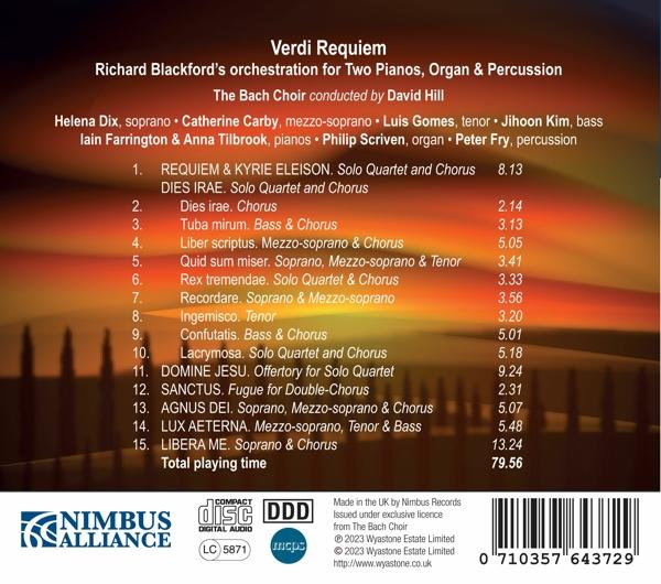 CD-Cover mit Text. Auflistung der Musiktitel und Credits. Blaues und weißes Farbschema.
