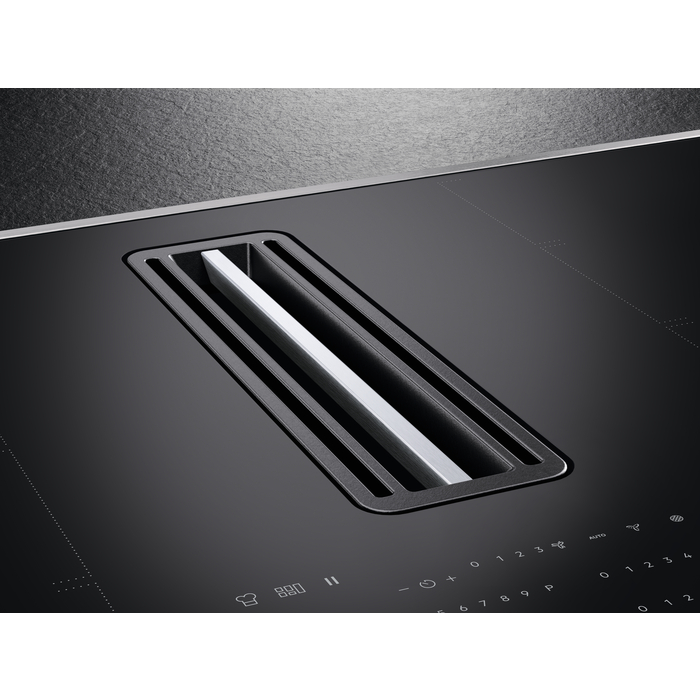 AEG CCE84751XB Kochfeld mit integriertem Dunstabzug (796 mm breit, 516 mm tief, Glaskeramik, Induktion, EEK: A+)
