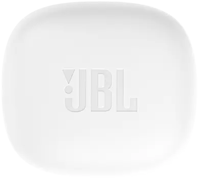 Egy fehér JBL töltőtok sima felülettel rendelkezik. A JBL logó a tok közepén található.