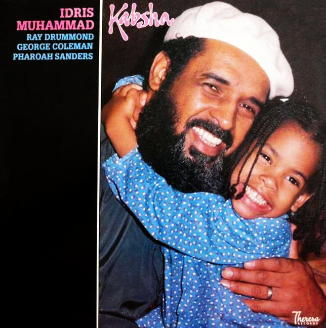 Album borító egy férfival és egy mosolygó gyerekkel. A szöveg tartalmazza Idris Muhammad-ot és a Kabsha albumcímet.