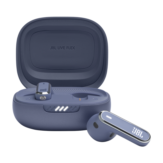 Auriculares JBL azules en un estuche. El estuche está abierto, mostrando los auriculares y puertos de carga.