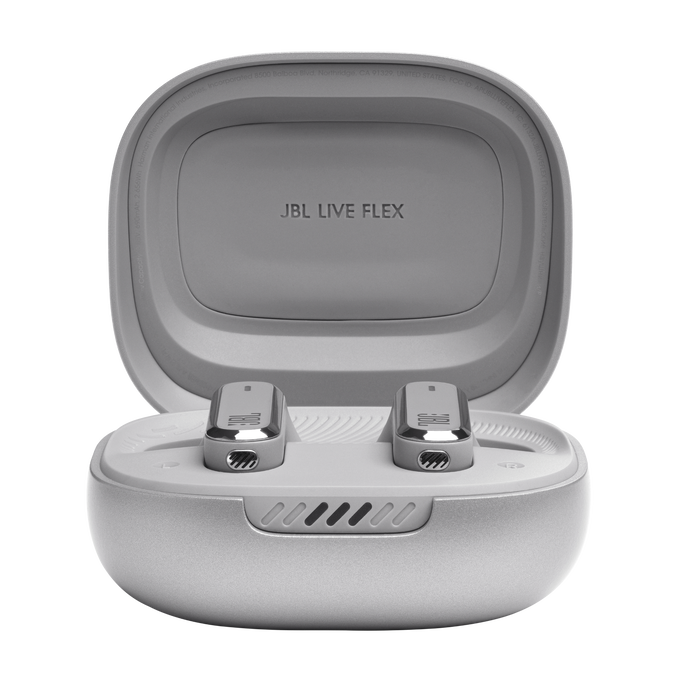 Auriculares JBL grises abiertos en estuche de carga. Texto: JBL LIVE FLEX.