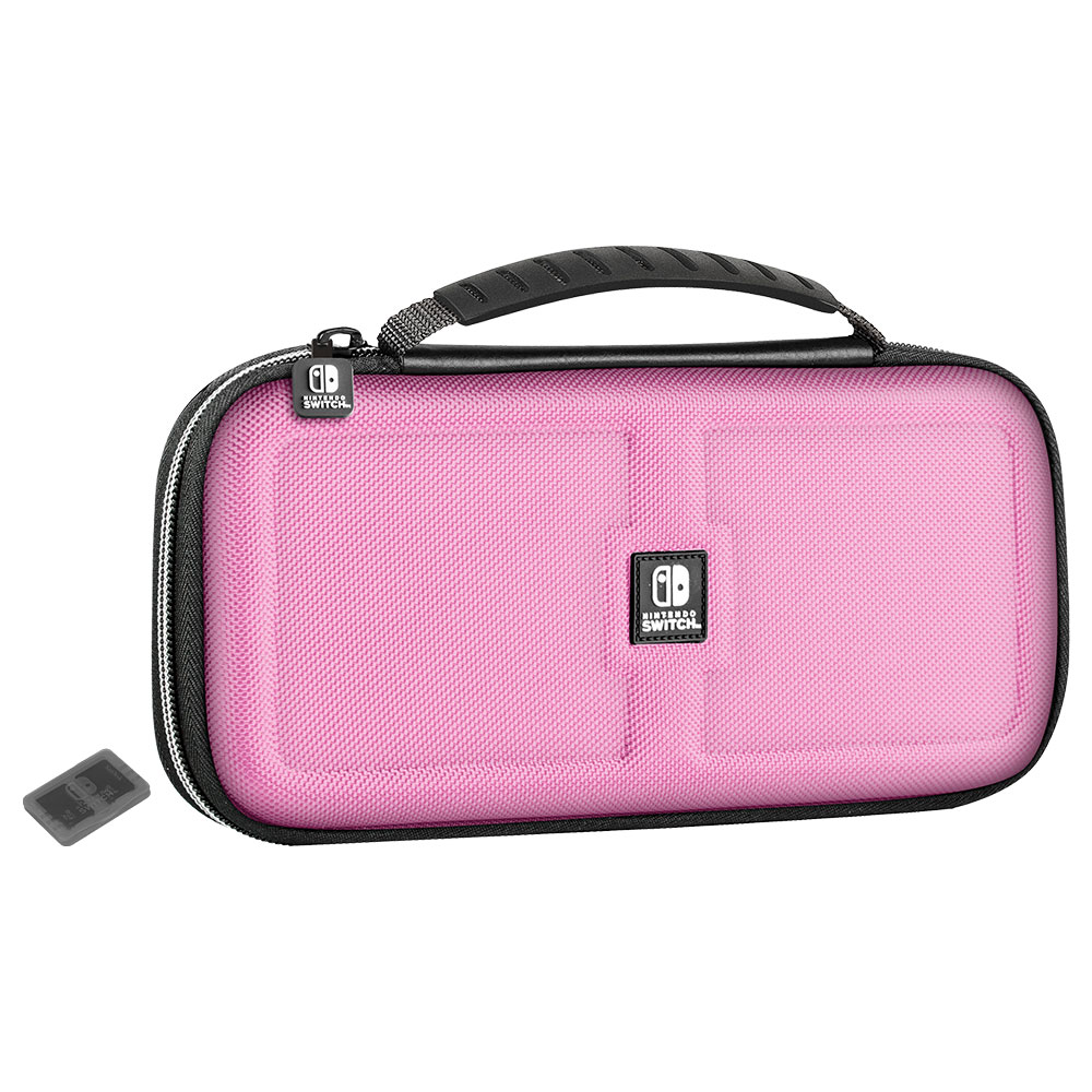 Funda de transporte rosa para Nintendo Switch con cremallera y asa negras. Se ve un cartucho de juego.