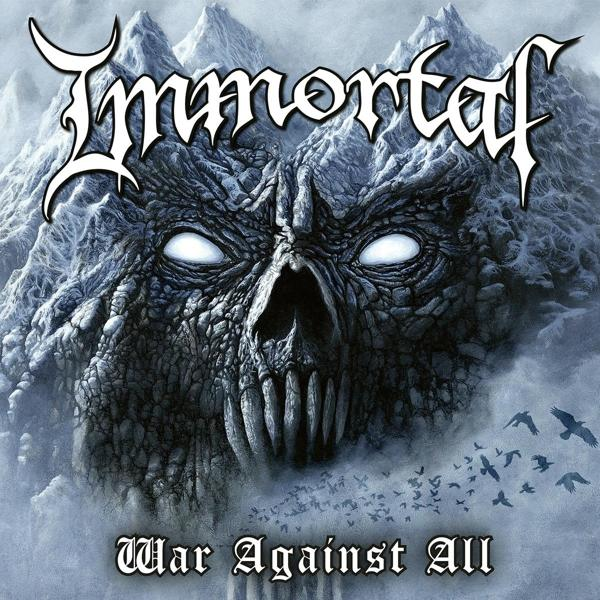 Albumcover mit schädelgesichtiger Figur und Bandname: Immortal. Titel: War Against All.