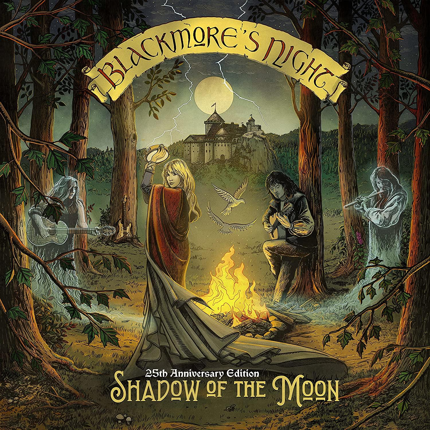 Blackmore's Night Albumcover. Menschen um ein Feuer im Wald, Burg im Hintergrund, Vollmond vorhanden.