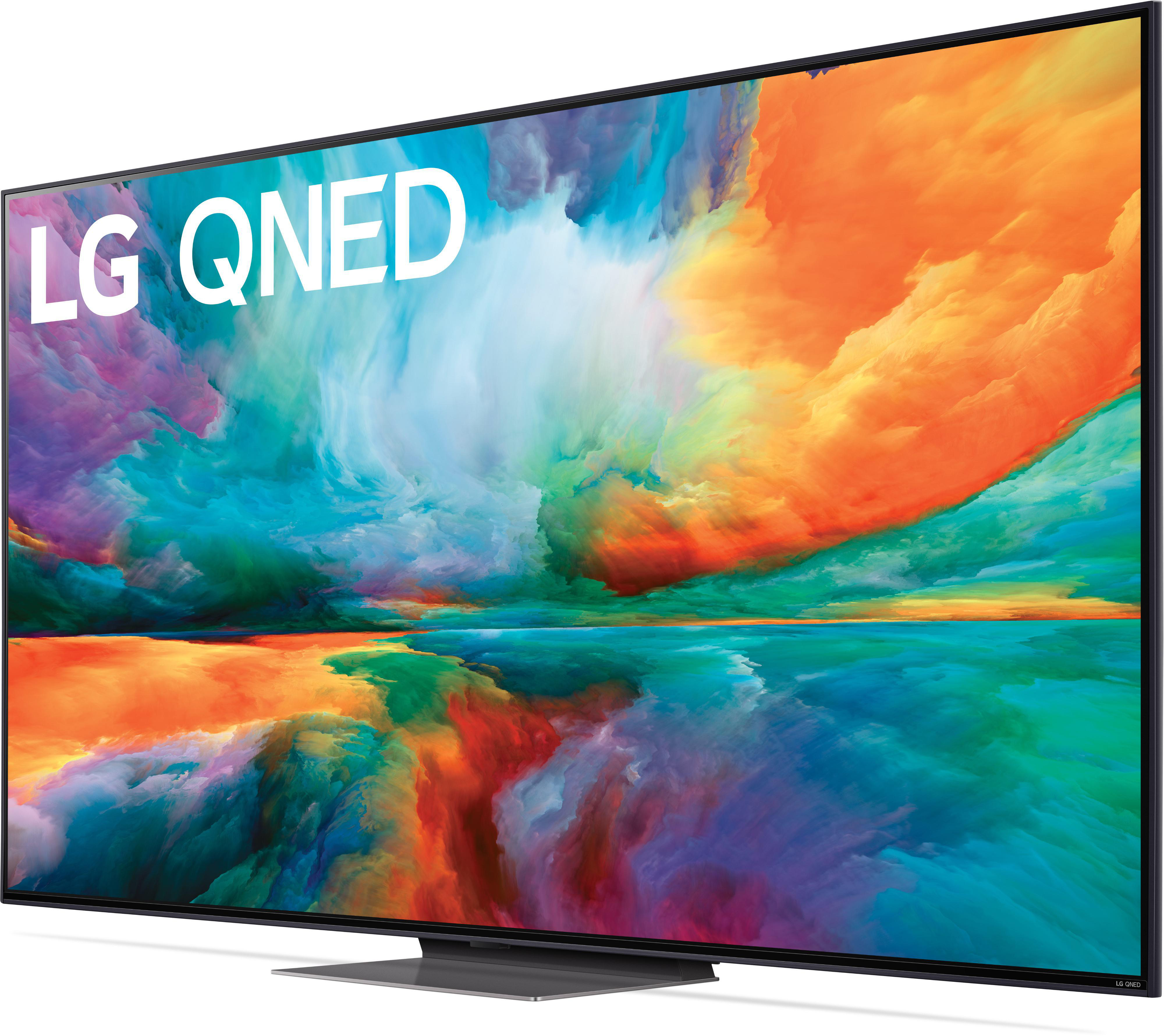 Ein LG QNED-Fernseher aus einem hohen Winkel, der ein farbenfrohes abstraktes Gemälde zeigt.