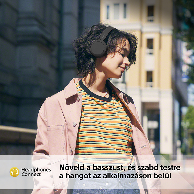 Nő fejhallgatóval, szöveg 'Növeld a basszust, és szabad testre a hangot az alkalmazáson belül'.