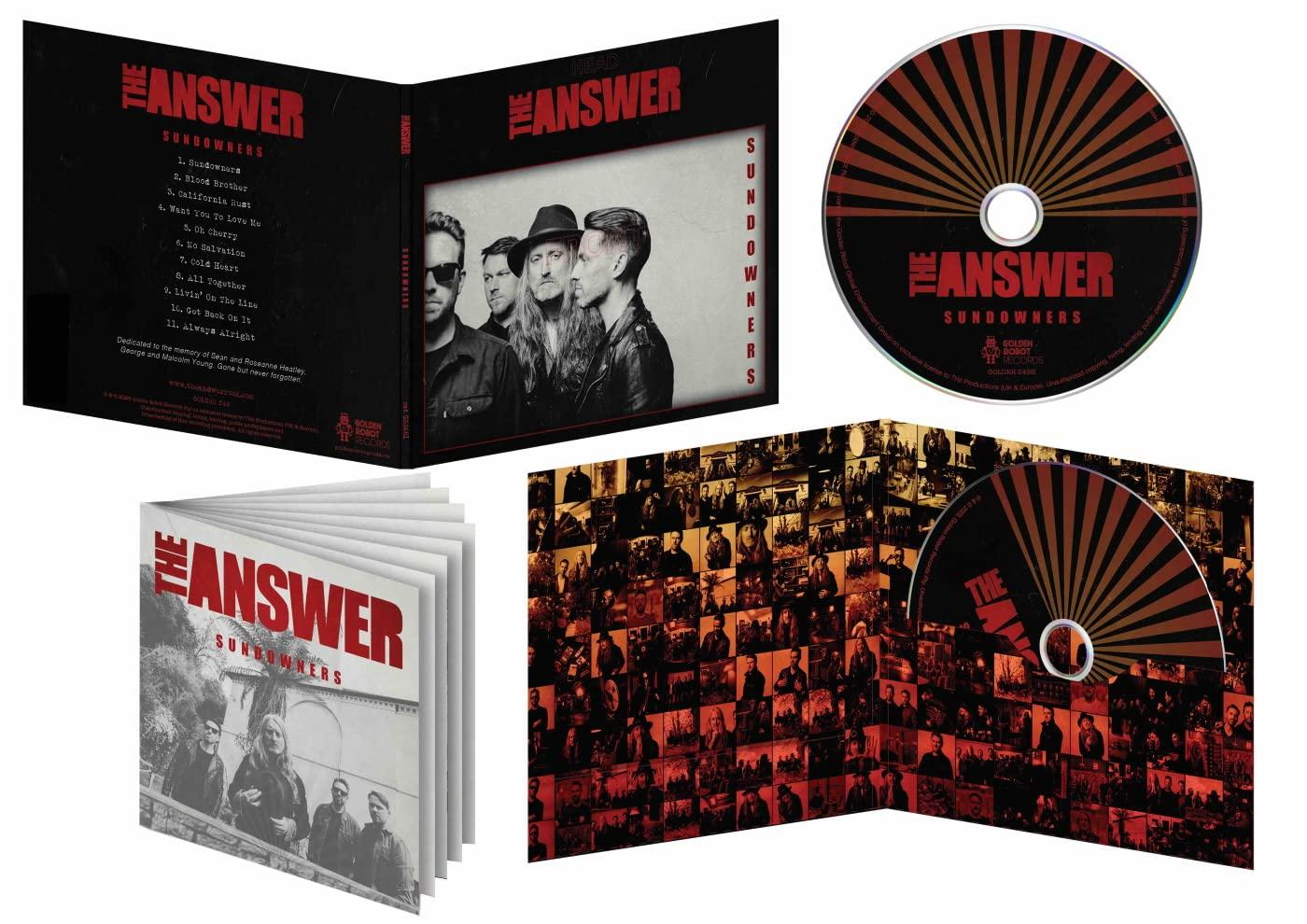 CD-Cover und Booklet mit Bandfoto, Trackliste und Kollagen aus Fotos.