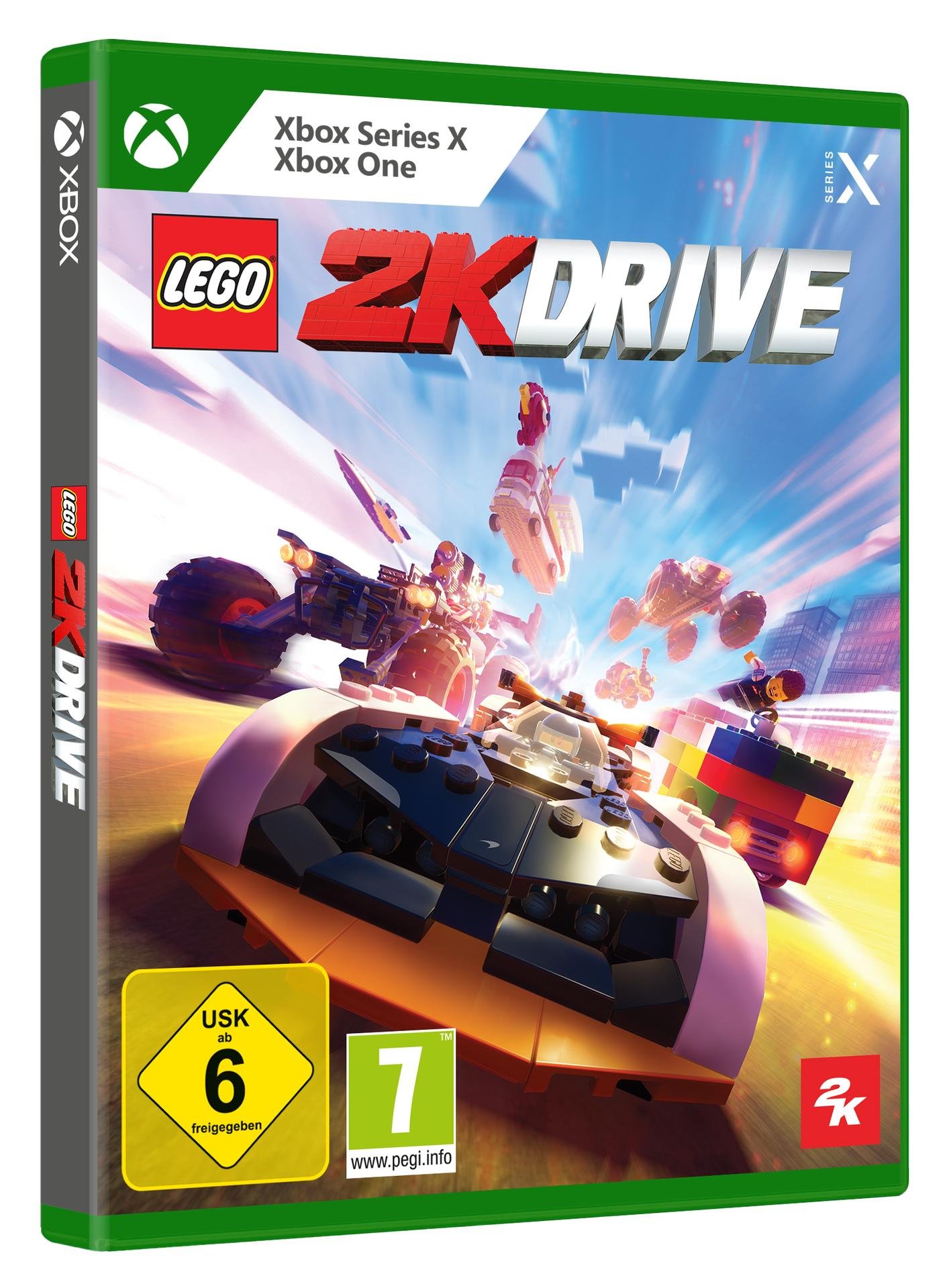 LEGO 2K Drive Spielbox. Zeigt LEGO-Autos, die mit bunten Hintergründen und Logo oben fahren.
