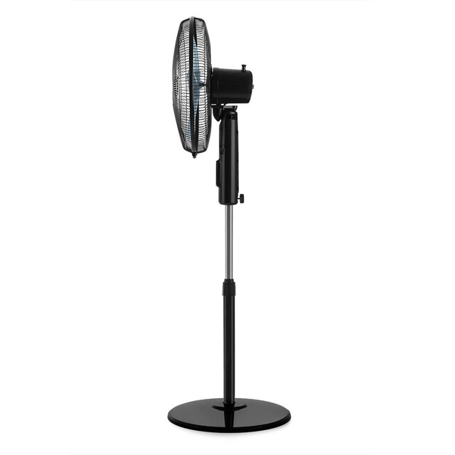 Ventilador de pie negro con base redonda y cabezal de ventilador.