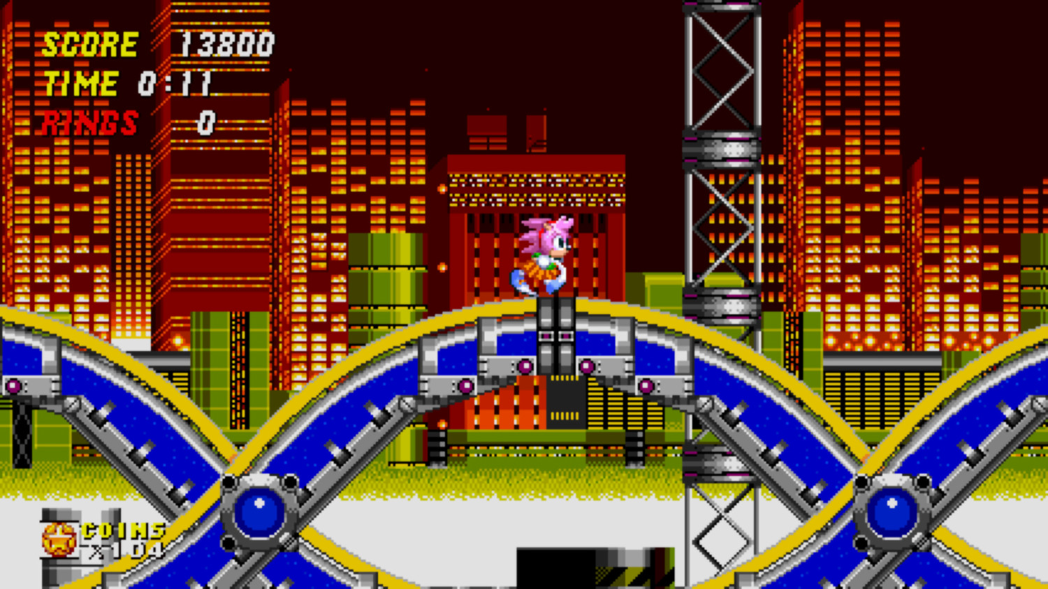 Capture d'écran de jeu vidéo avec Amy Rose en train de courir. Le fond représente une ligne d'horizon au crépuscule.