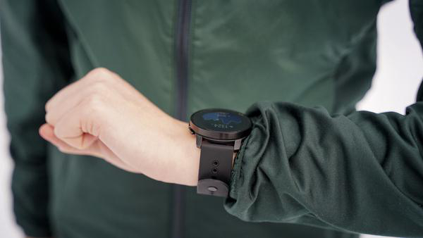 SUUNTO 9 Peak All Black Titanium Sportuhr Titanium 5, Glasfaserverstärktes Polyamid, Glasmaterial Saphirkristall Silikon, Für Handgelenkumfang 125-175 mm, (Zusatzarmband bis 215 mm), All Black Titanium