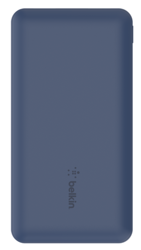 Mavi Belkin powerbank, dikdörtgen şekilli, minimalist tasarım, Belkin logosu.