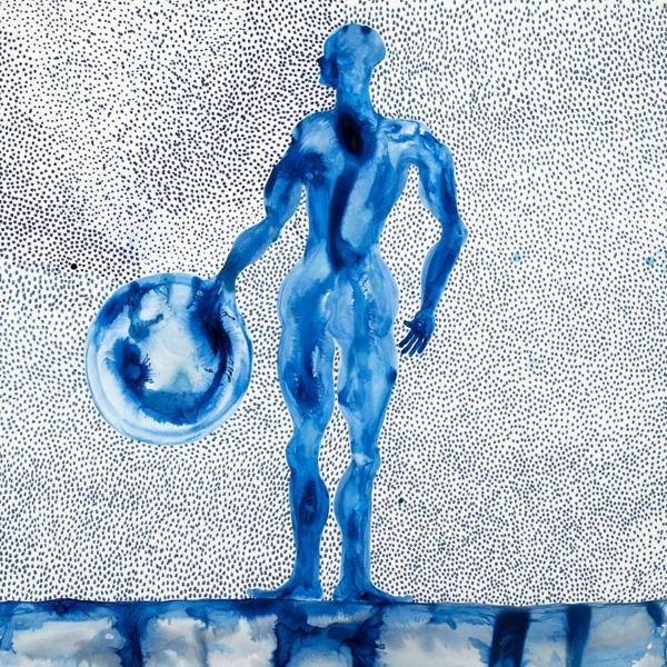 Blaue Aquarellmalerei eines Mannes, der einen Globus hält. Weißer Hintergrund mit blauen Punkten.