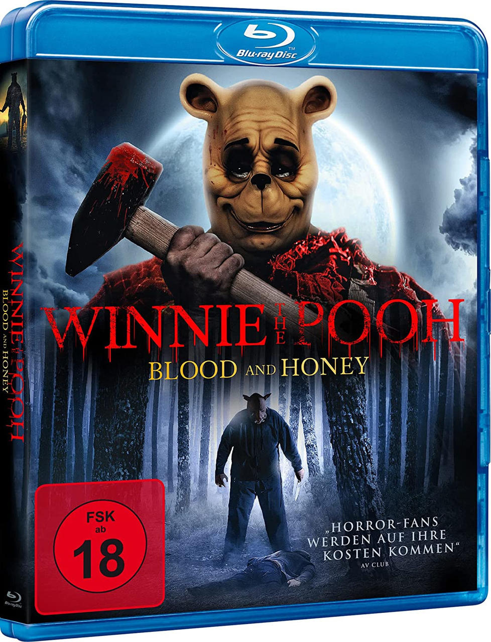 Filmcover von Winnie the Pooh mit Horror-Thema, der einen blutigen Hammer hält.