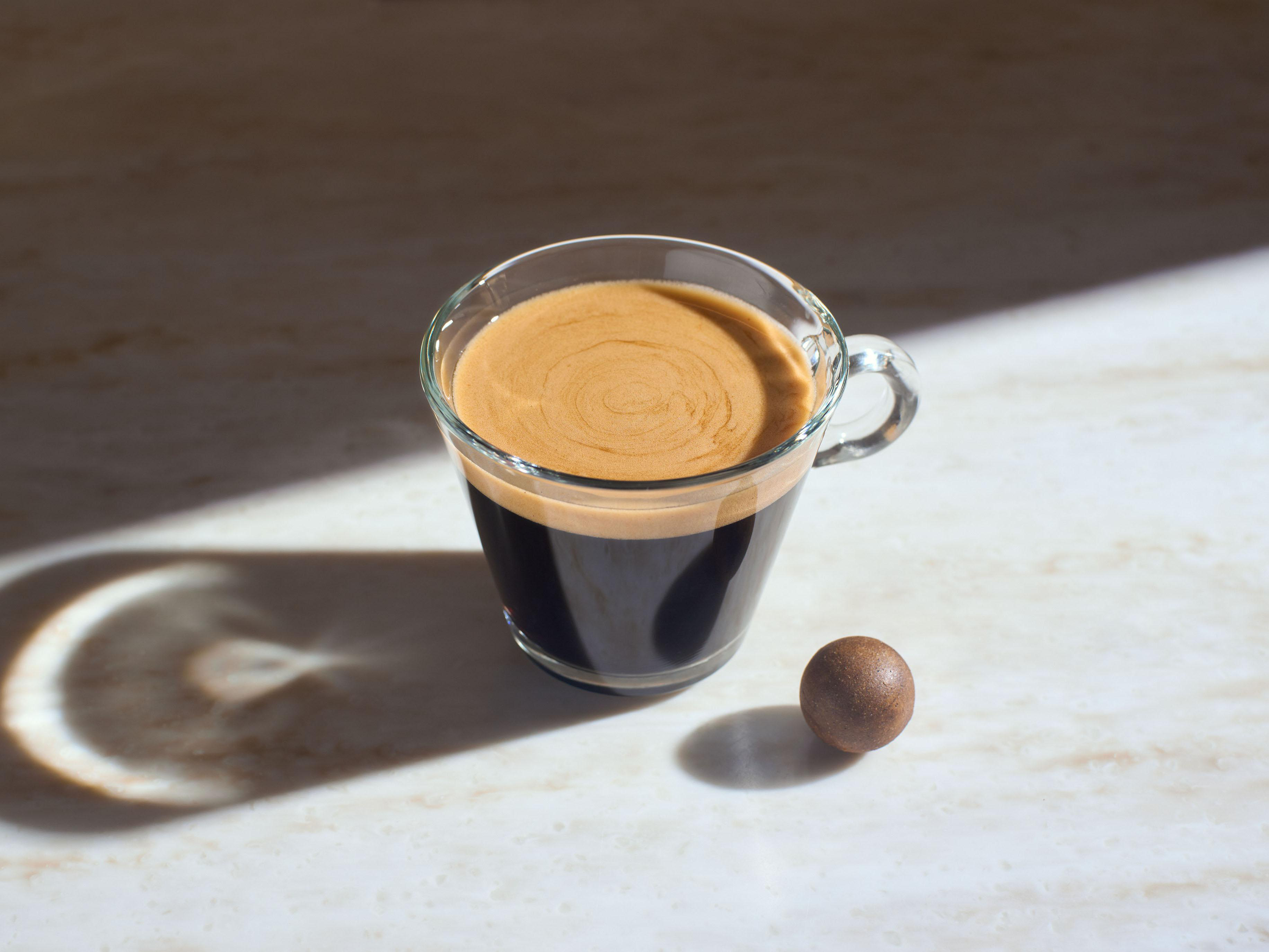 CAFE ROYAL CoffeeB Decaffeinato 9er Kaffeekugel (Nur für CoffeeB Globe Kaffeemaschine geeignet.)