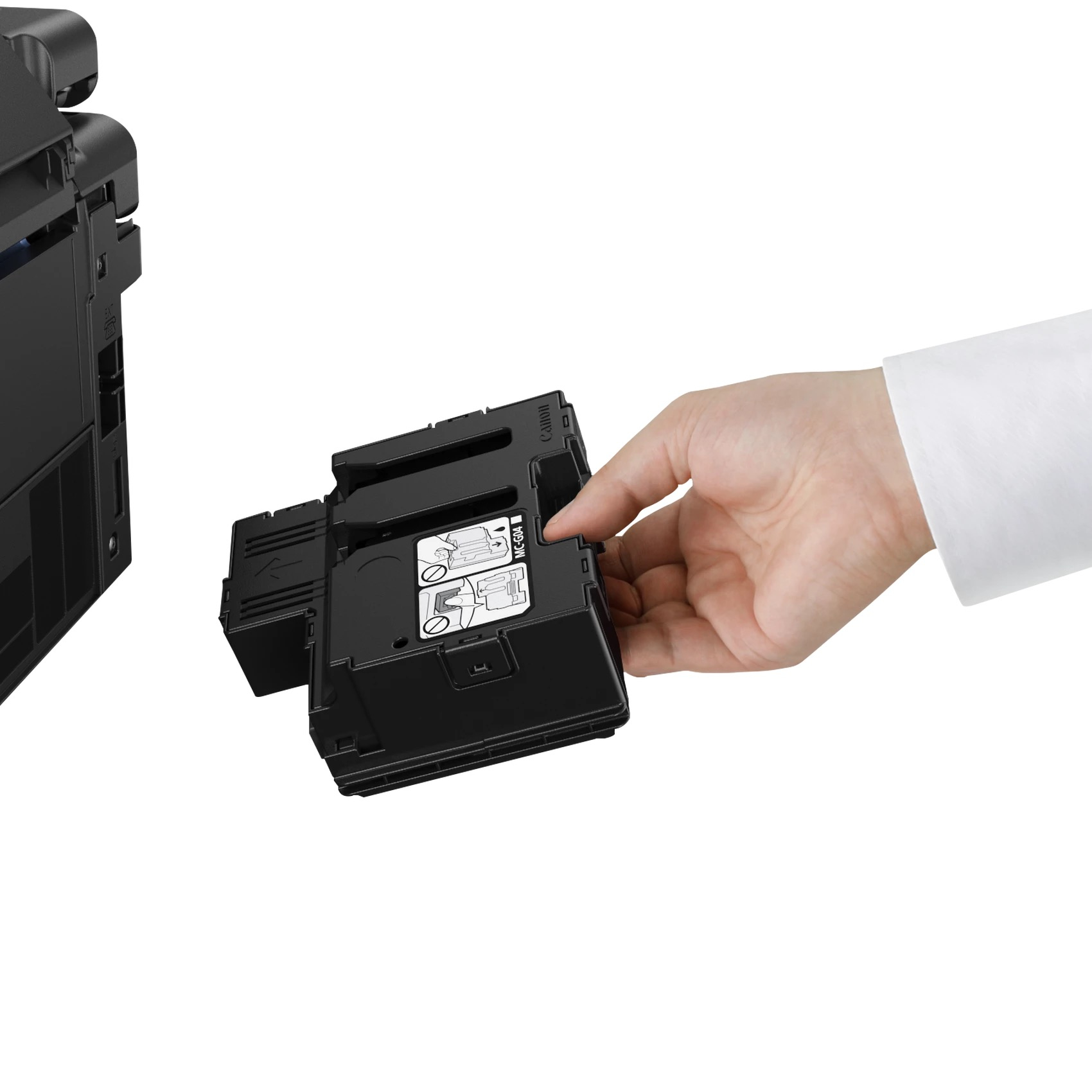 Eine Hand setzt eine schwarze Wartungskassette in einen Drucker ein.