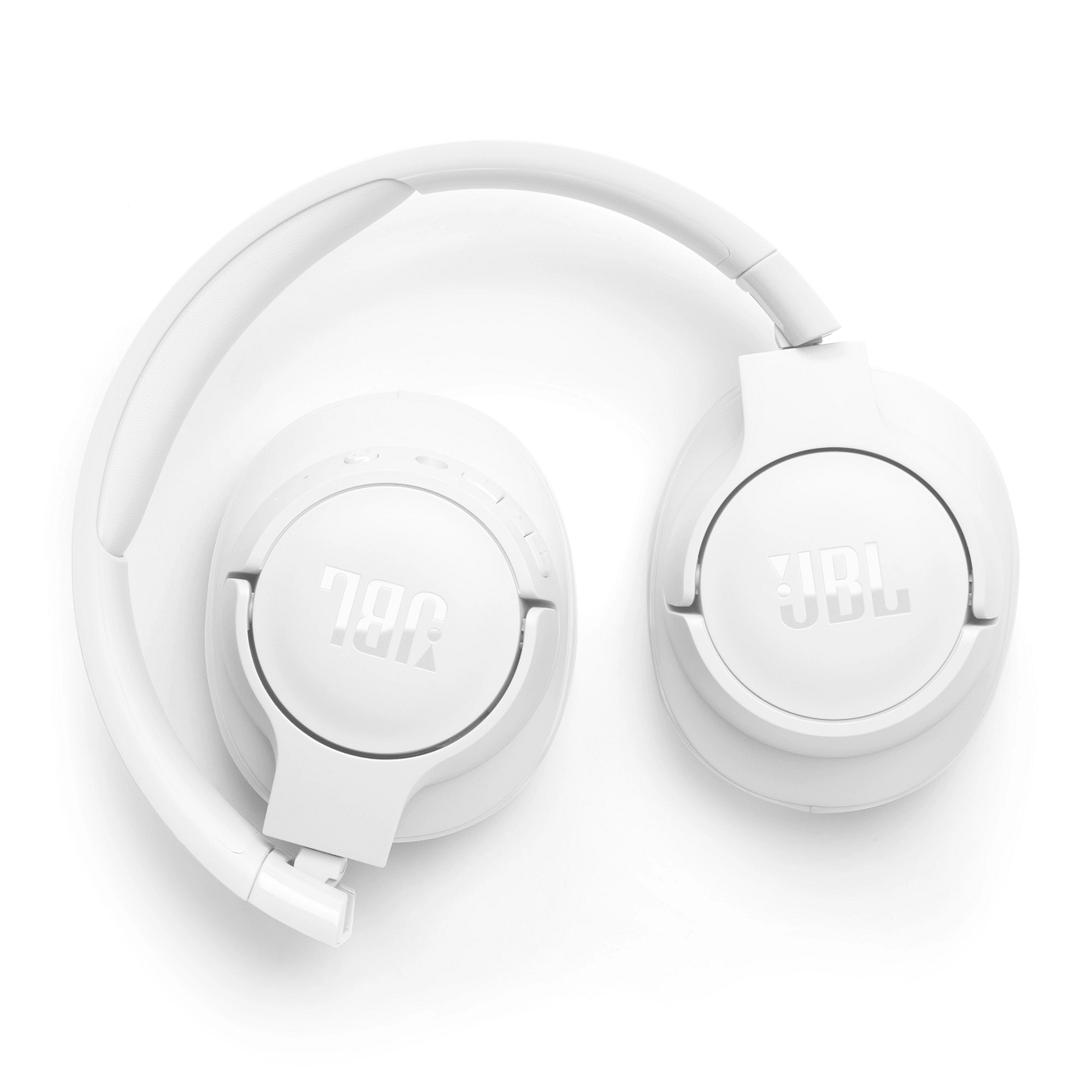 Zwei schwarze JBL-Ohrhörer, jeweils mit Logo, auf weißem Grund.