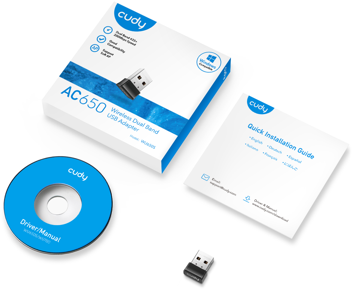 Cudy AC650 vezeték nélküli USB adapter készlet. Adaptert, dobozt, kézikönyvet és illesztőprogram CD-t tartalmaz. Fehér háttér.