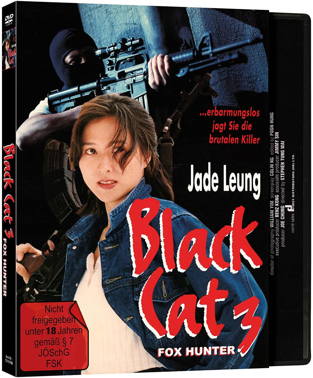 DVD-Cover eines Films, Black Cat 3: Fox Hunter. Es zeigt eine Frau und einen Mann mit einer Waffe.