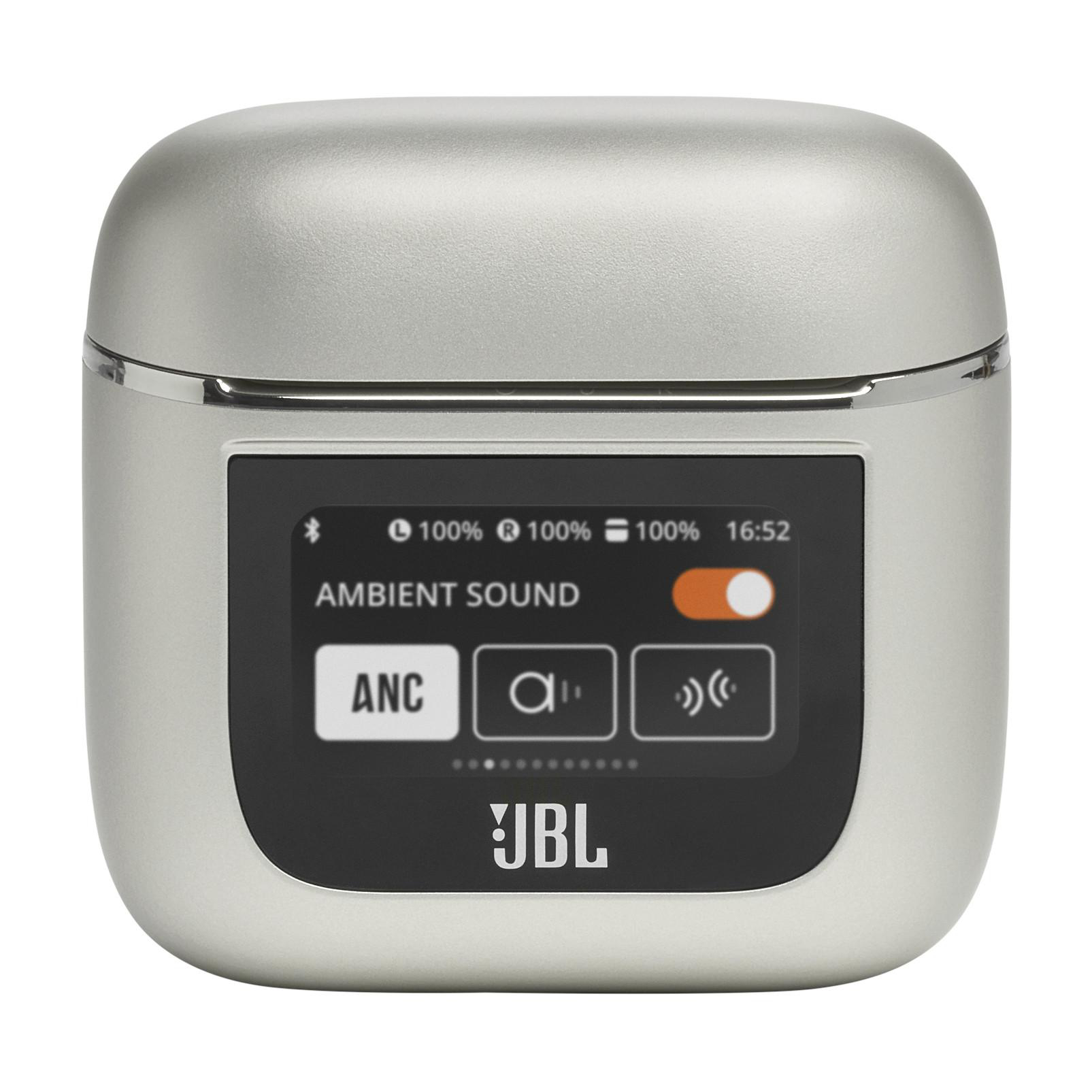 Silbernes JBL-Ladeetui mit Bildschirm. JBL-Logo unten.