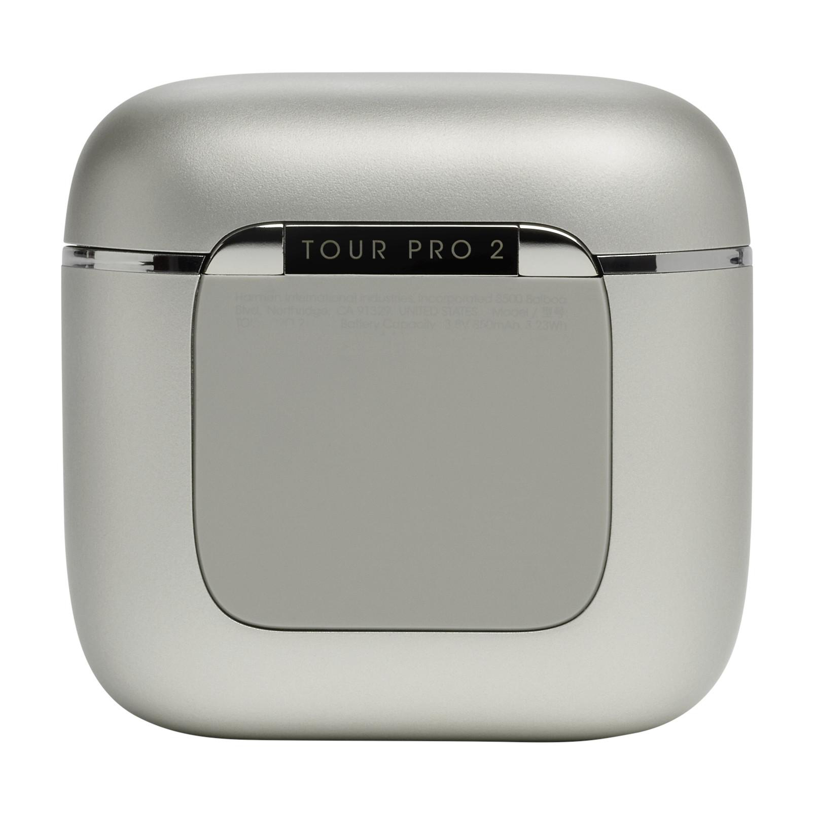 Ein silbernes Ladecase für JBL Tour Pro 2 Ohrhörer.
