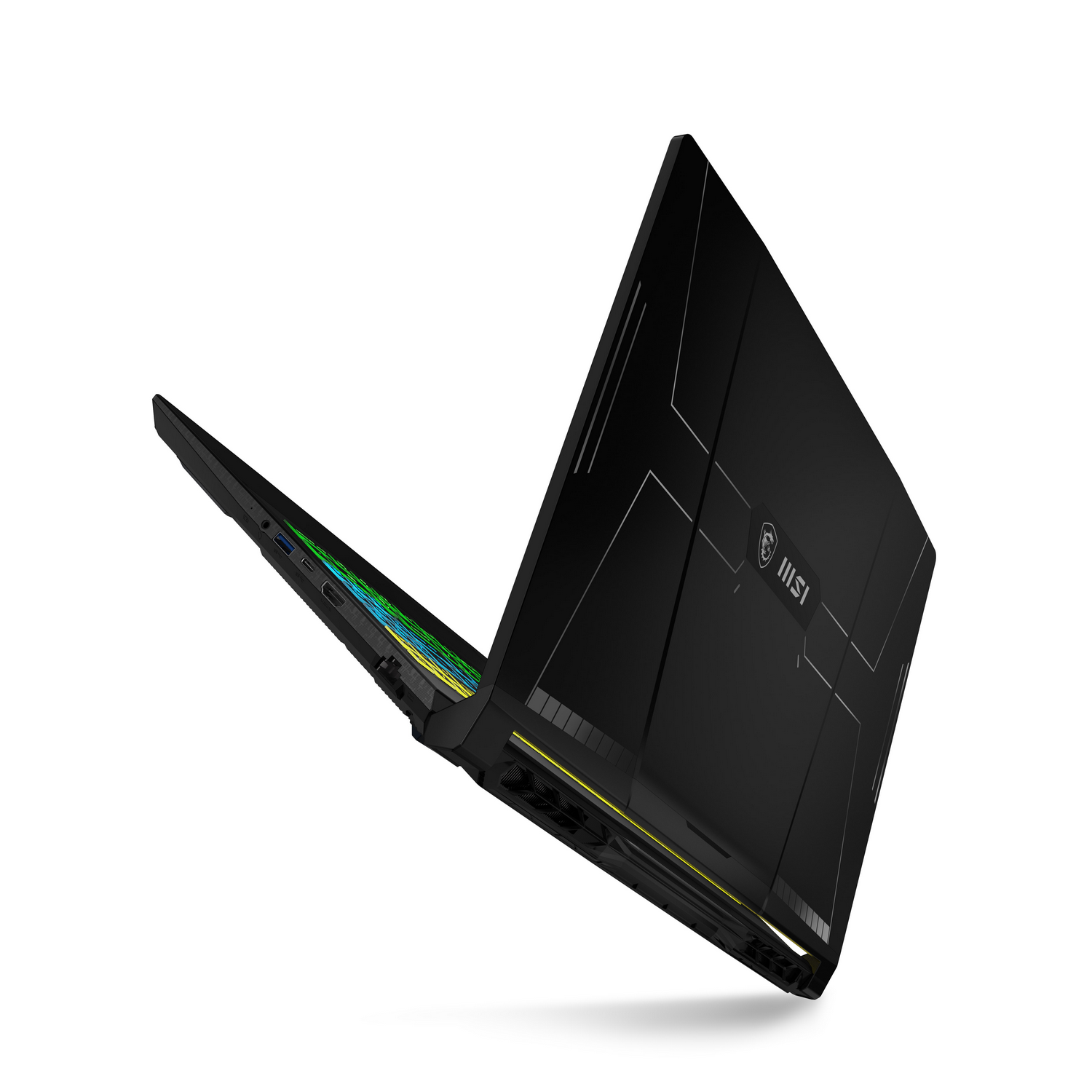 Una computadora portátil negra está ligeramente abierta, en ángulo para mostrar el teclado y la parte trasera.