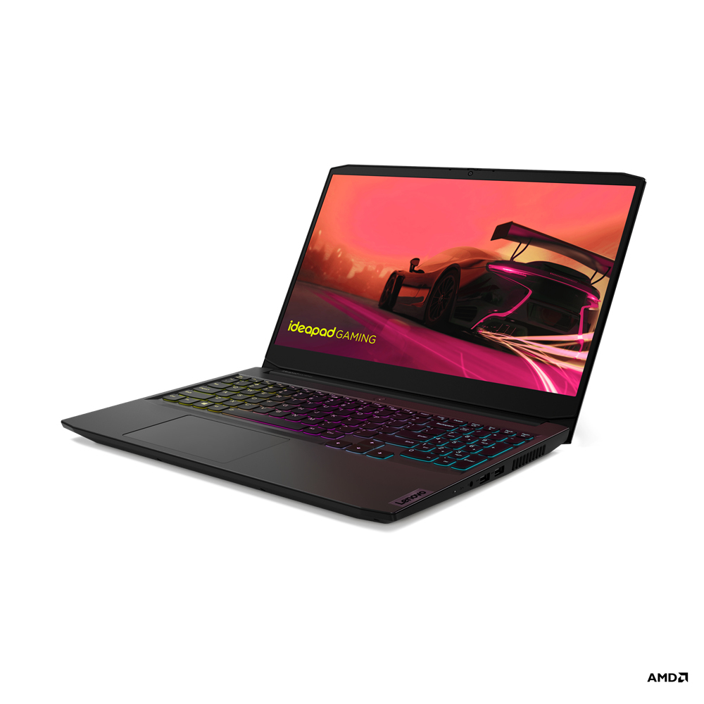 Laptop Lenovo Ideapad gaming negro abierto, mostrando un juego de carreras de coches en la pantalla.