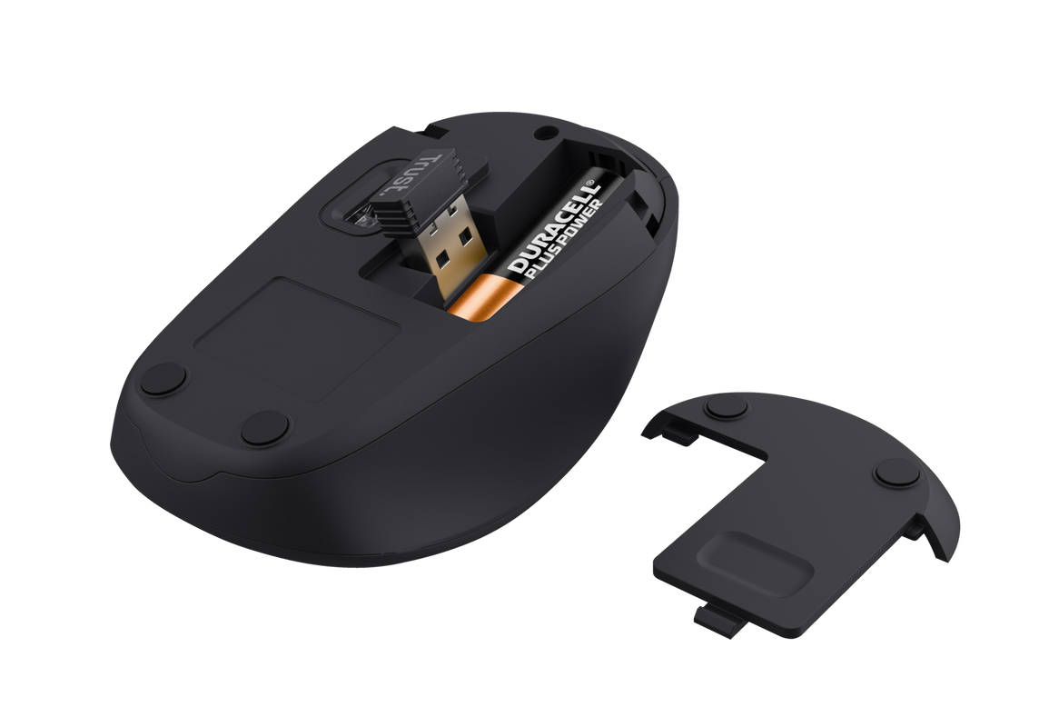 Siyah bilgisayar faresi, açık pil bölmesi, Duracell pil ve USB alıcısı.