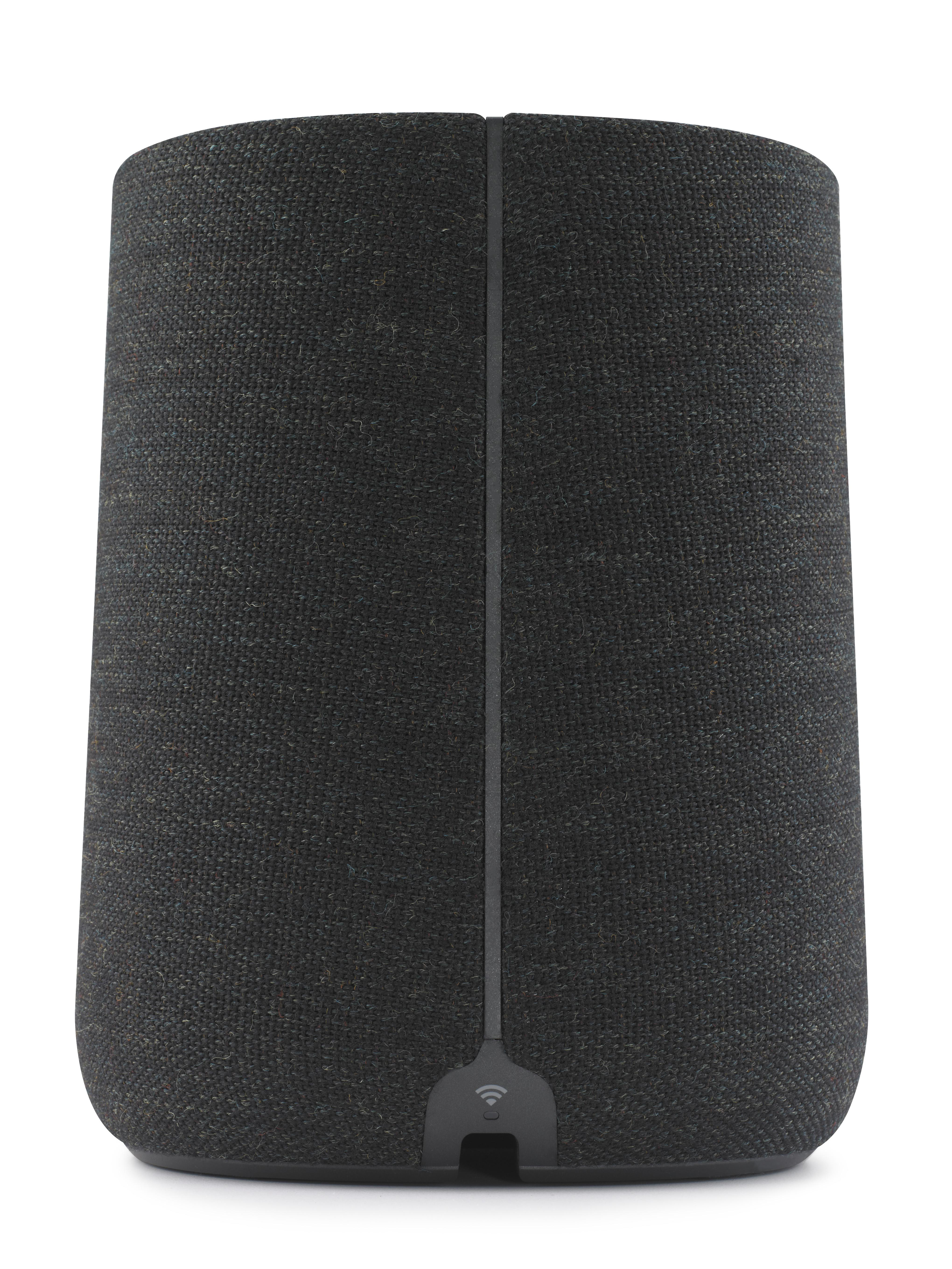 Ein hoher, dunkelgrauer Lautsprecher mit Stoffstruktur. Er hat ein dezentes Wireless-Symbol in der Nähe der Basis.